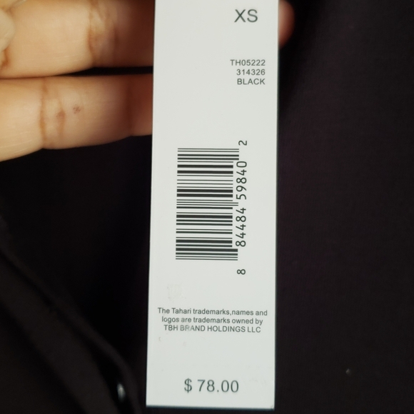 T Tahari blouse - Picture 10 of 10